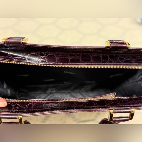 GIANNI VERSACE Vintage 90’s Brown Croc-Embossed Leather W/ Gold Buckle Handbag - Picture 16 of 16